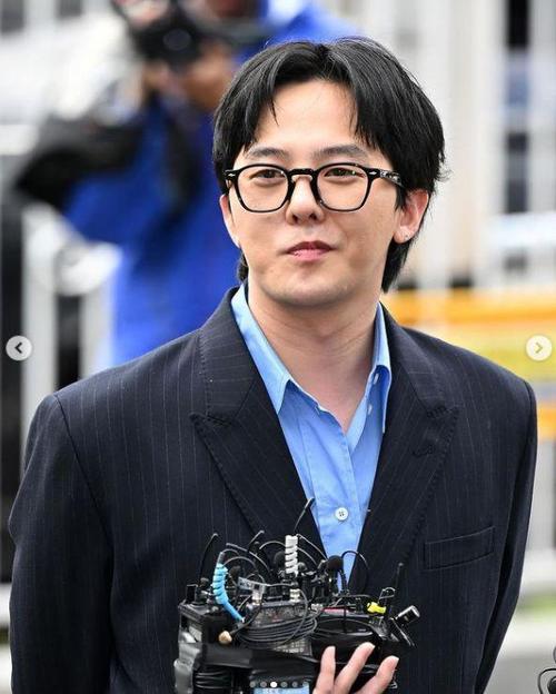 权志龙和允儿的小说「韩国旅游娱乐项目」 时尚潮流 权志龙和允儿的小说「韩国旅游娱乐项目」 权志龙和允儿的小说「韩国旅游娱乐项目」 时尚潮流